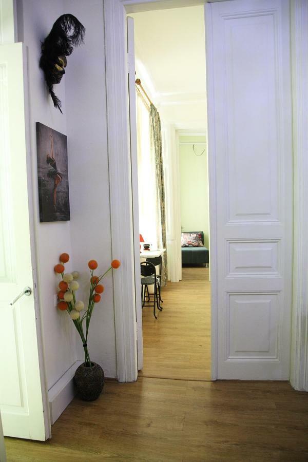 Appartamento Apartament Old Yard Tbilisi Esterno foto